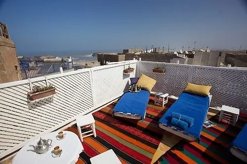 Riad Lunetoile